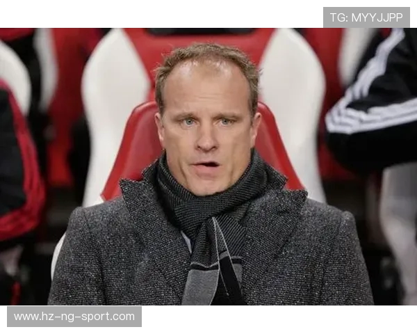 丹尼斯博格坎普的艺术足球之路与他在阿森纳缔造的永恒传奇